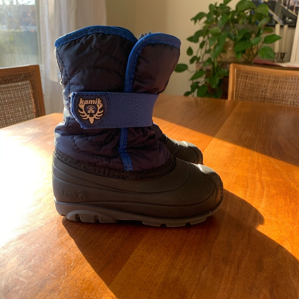 Kamik toddler snowbug snow boots size 8 blue